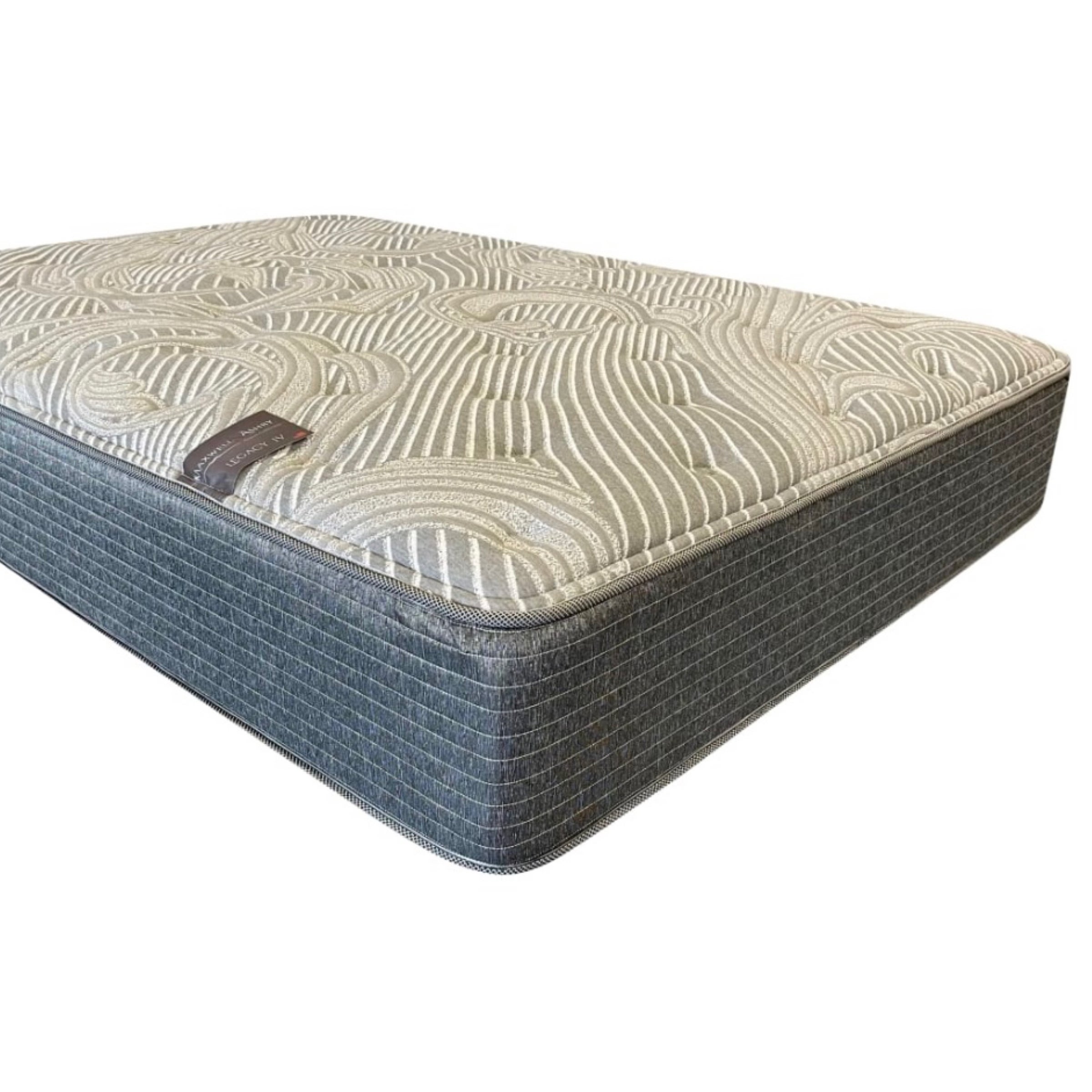 Maxwell & Ashby 14" Legacy IV Plush